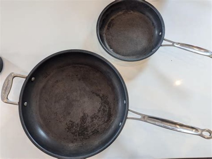 Is Cuisinart cookware non toxic