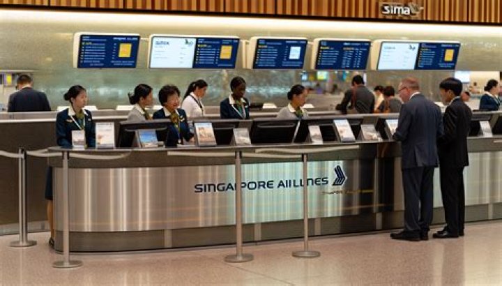 Which terminal is Singapore Airlines