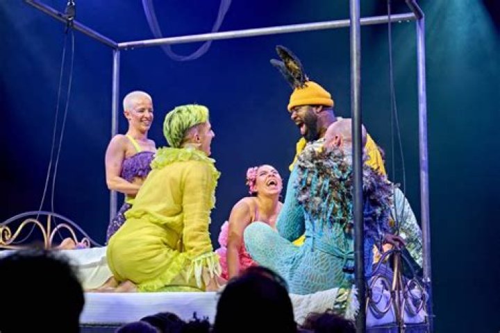 Why is Midsummer Nights Dream a comedy